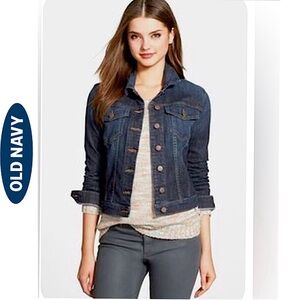 NWOT Old Navy jean jacket size XL, dark wash in new condition, unworn